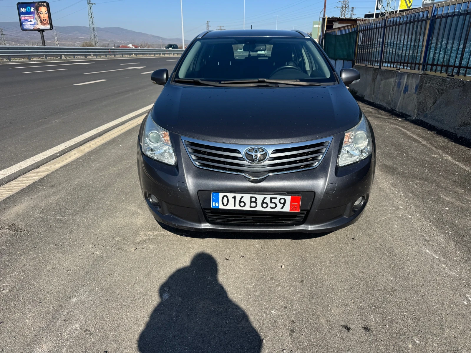 Toyota Avensis 2.0D4D , снимка 2 - Автомобили и джипове - 53284022