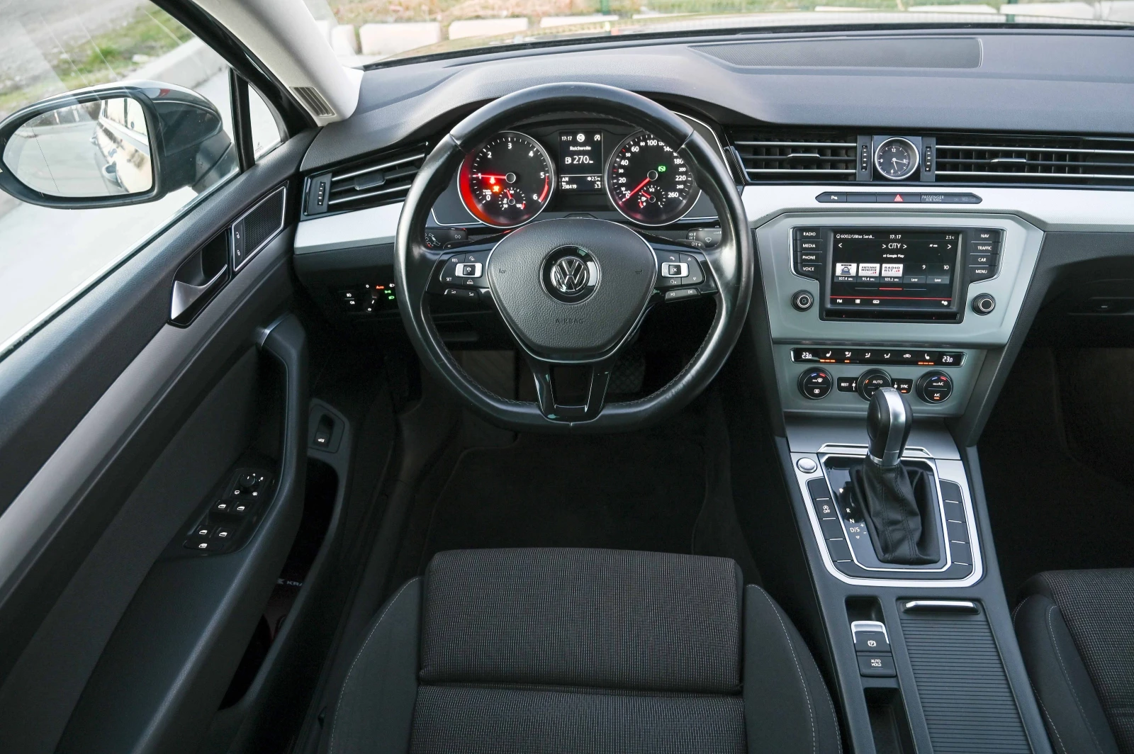 VW Passat 2.0TDI* Comfortline* ACC* Подгрев* Германия - изображение 8