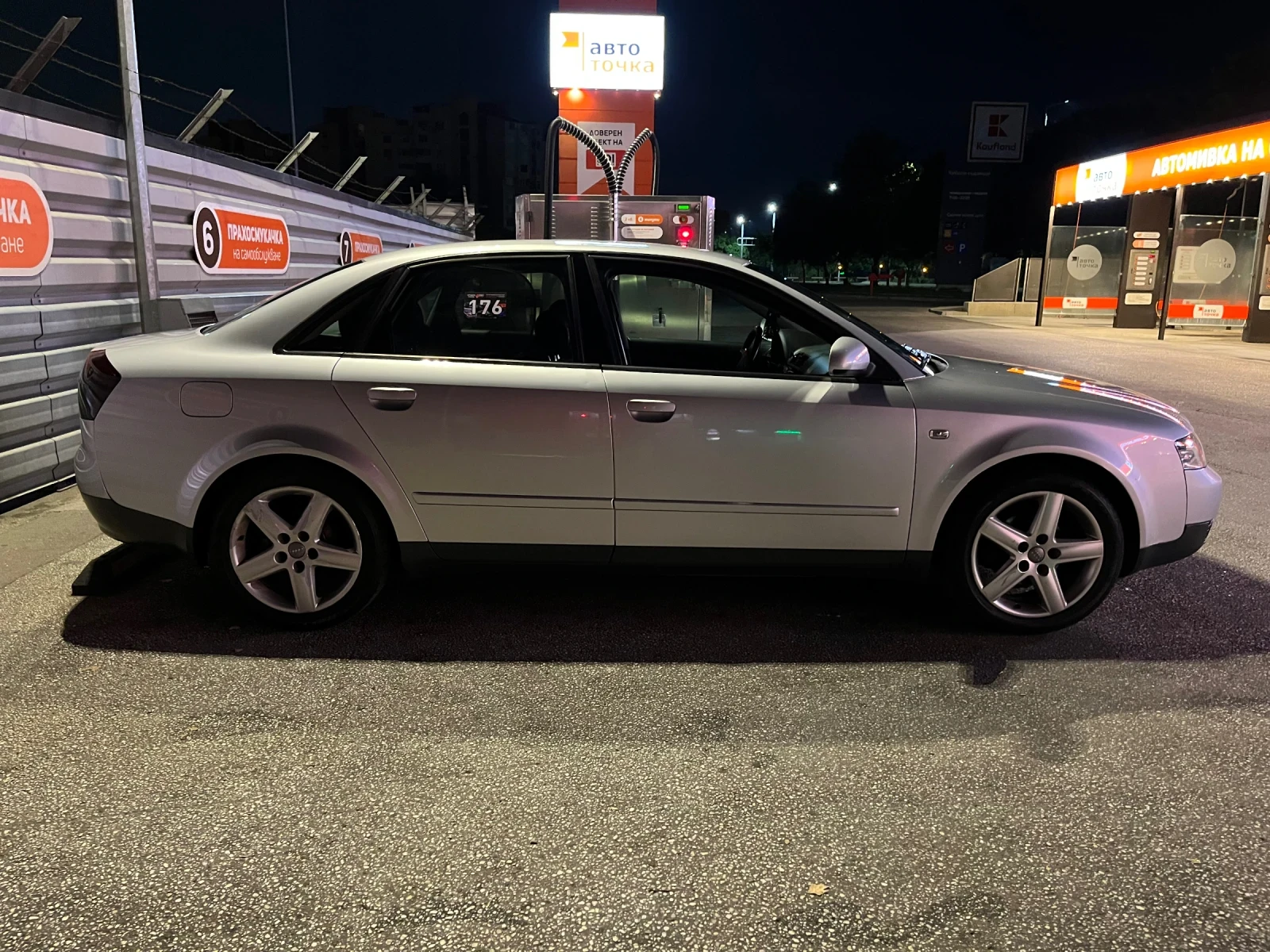 Audi A4 B6, снимка 2 - Автомобили и джипове - 53966872