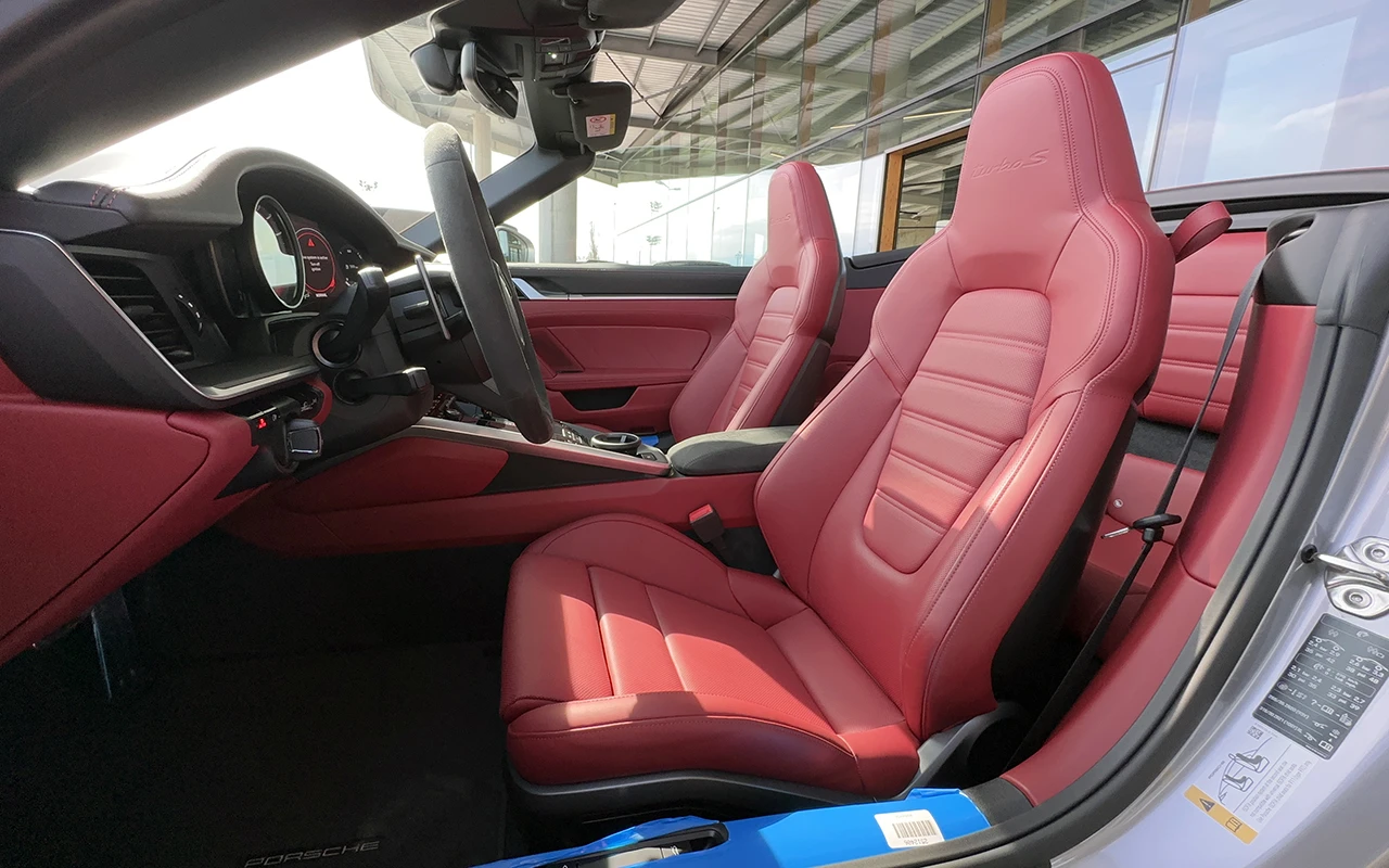 Porsche 911 Turbo S Cabrio, снимка 6 - Автомобили и джипове - 54029933