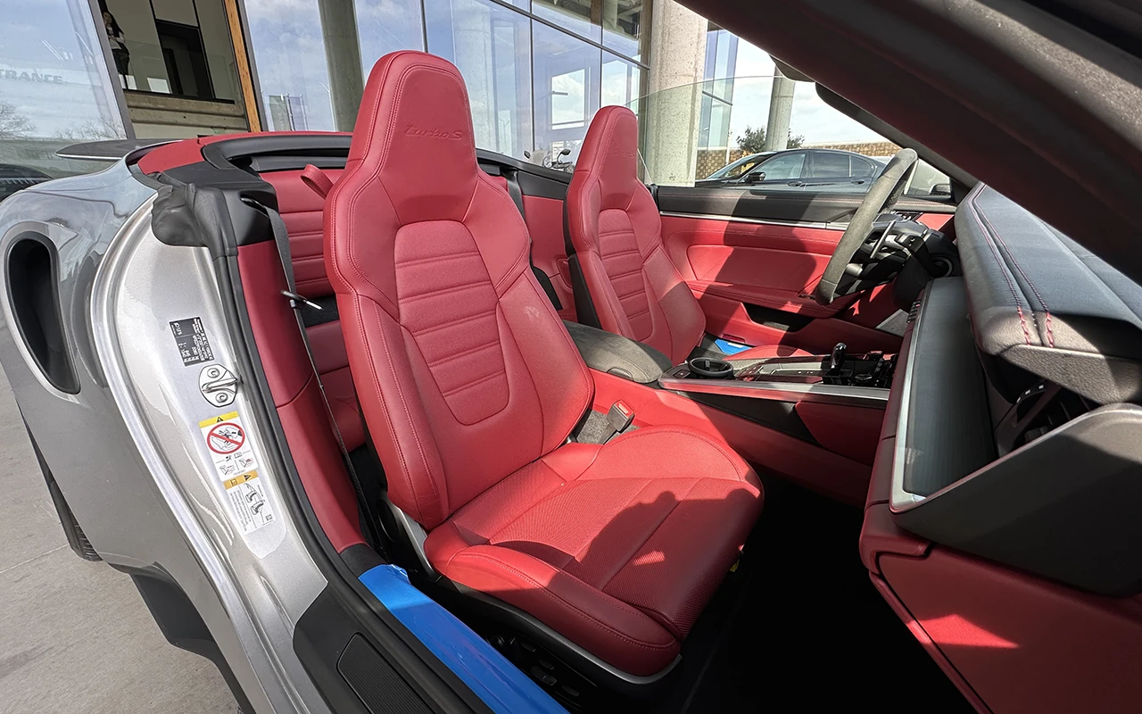 Porsche 911 Turbo S Cabrio, снимка 8 - Автомобили и джипове - 54029933