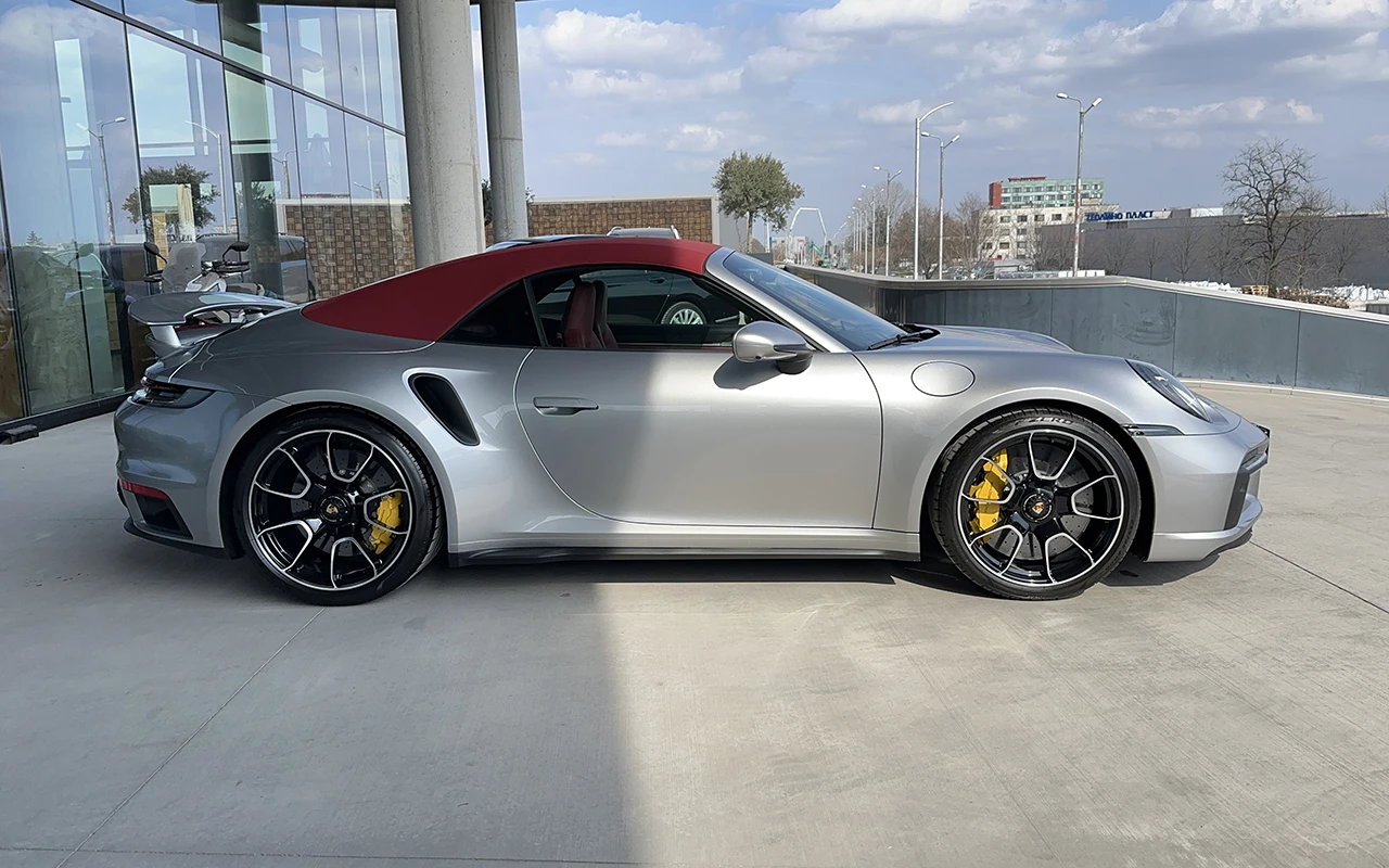 Porsche 911 Turbo S Cabrio, снимка 3 - Автомобили и джипове - 54029933