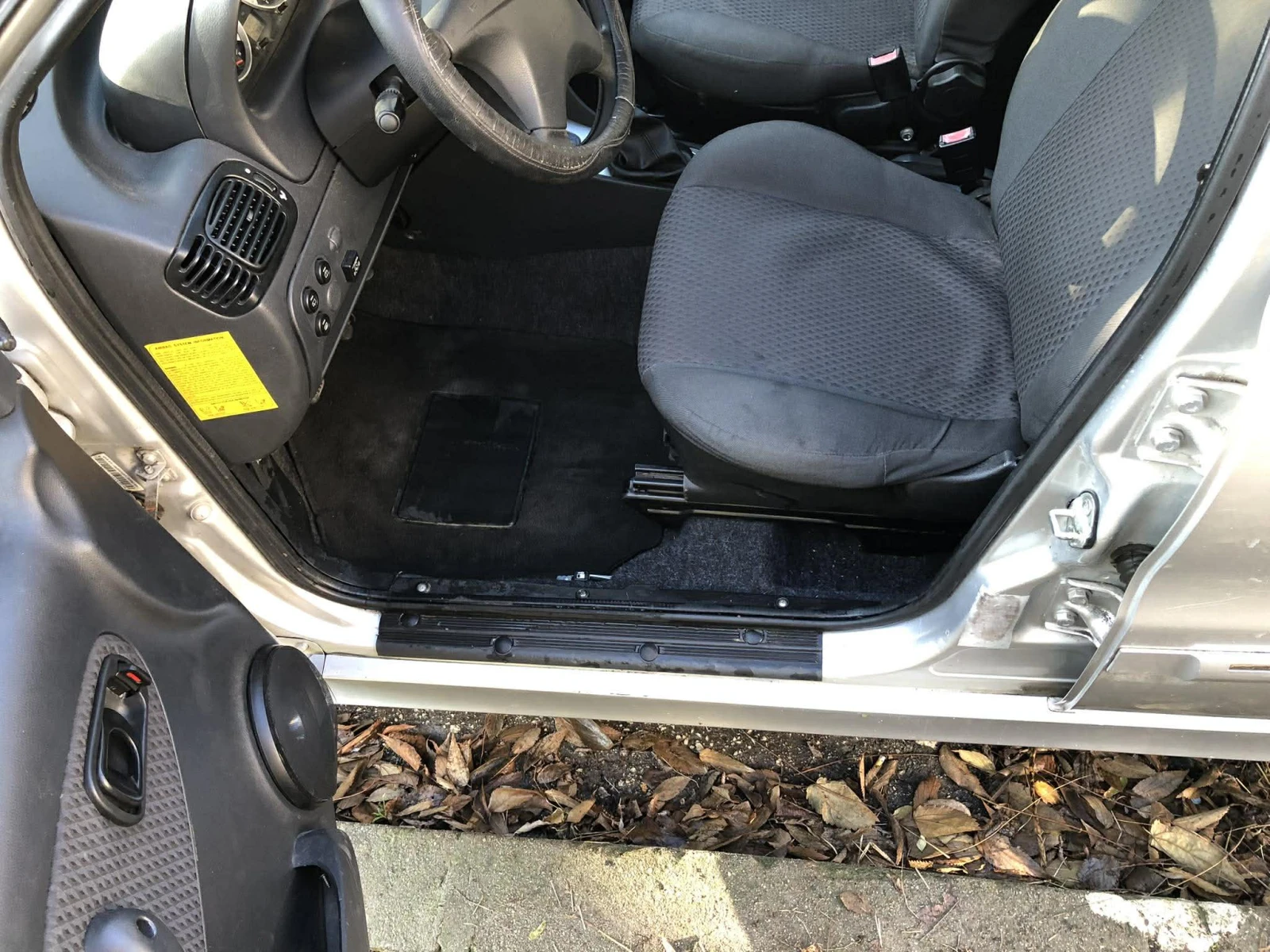 Tata Indica 1.4i, снимка 11 - Автомобили и джипове - 54415014