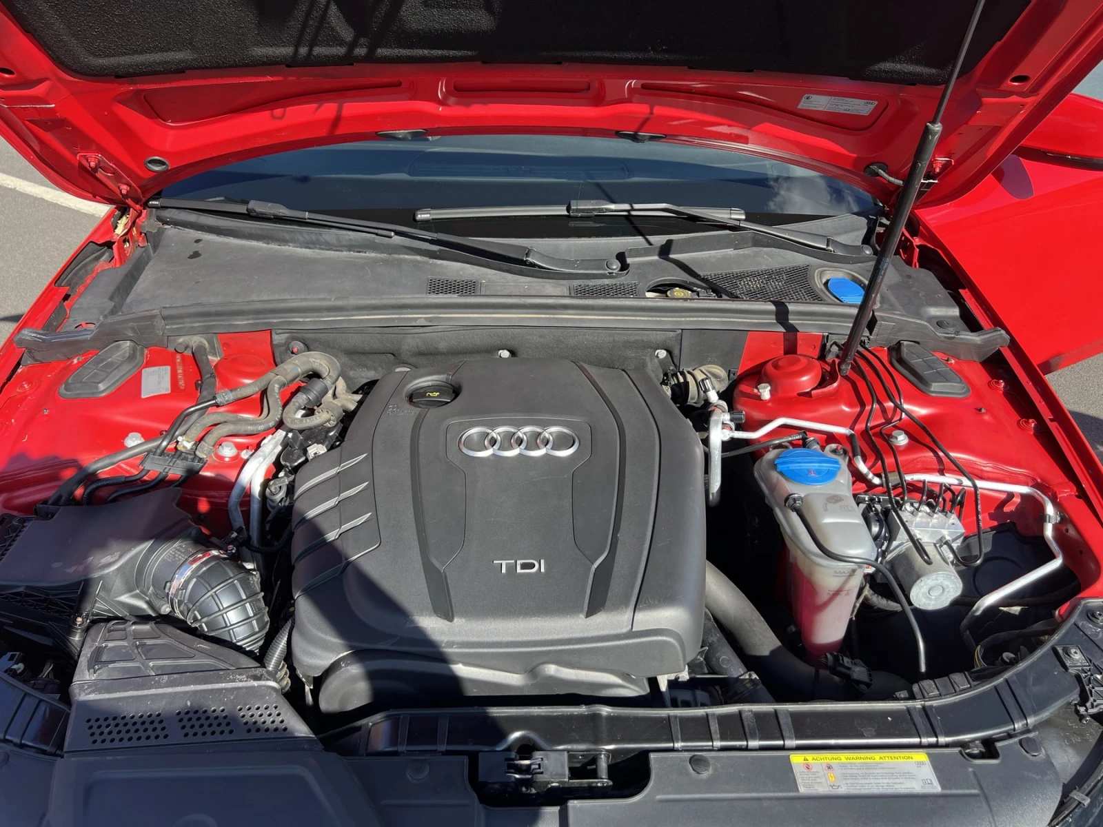 Audi A4 2.0TDI QUATTRO, S-TRONIC, 3x S-LINE, KEYLESS, PANO, снимка 12 - Автомобили и джипове - 54509042