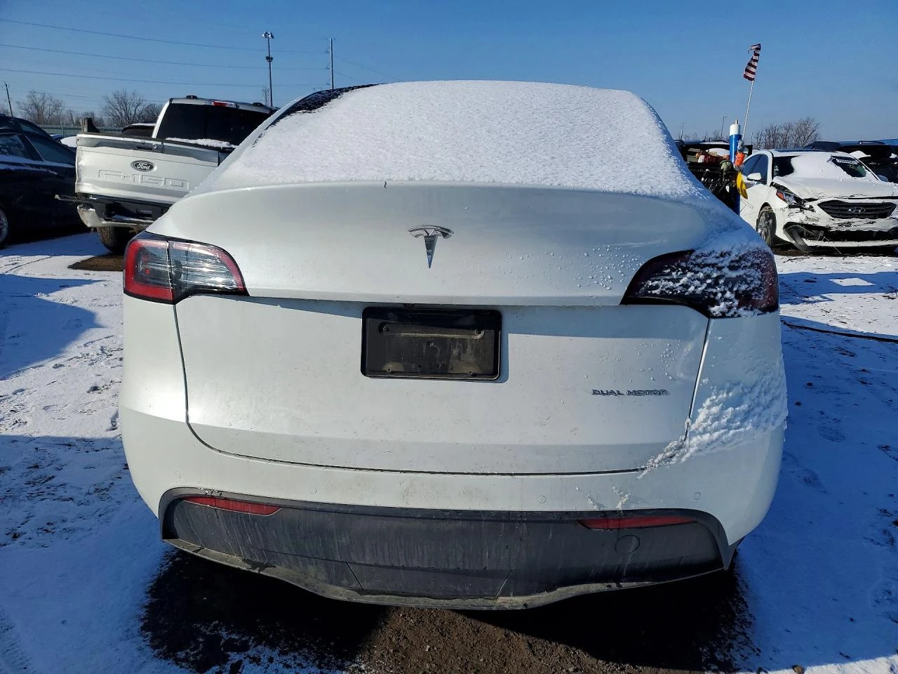 Tesla Model Y, снимка 6 - Автомобили и джипове - 54664197