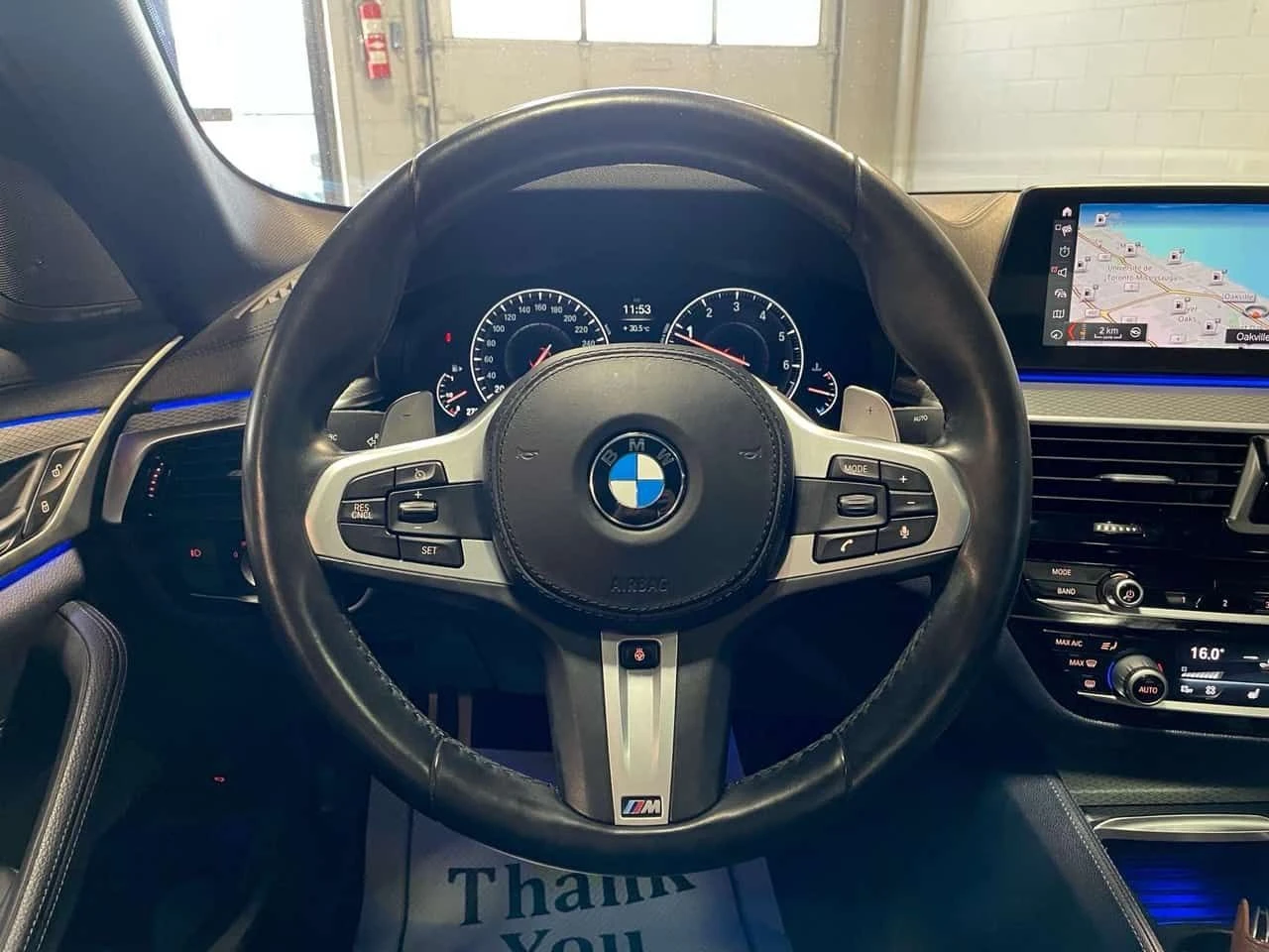 BMW 540 * 540i xDrive Sedan M PKG| BLUE INT| CARPLAY| LANE, снимка 8 - Автомобили и джипове - 54947726