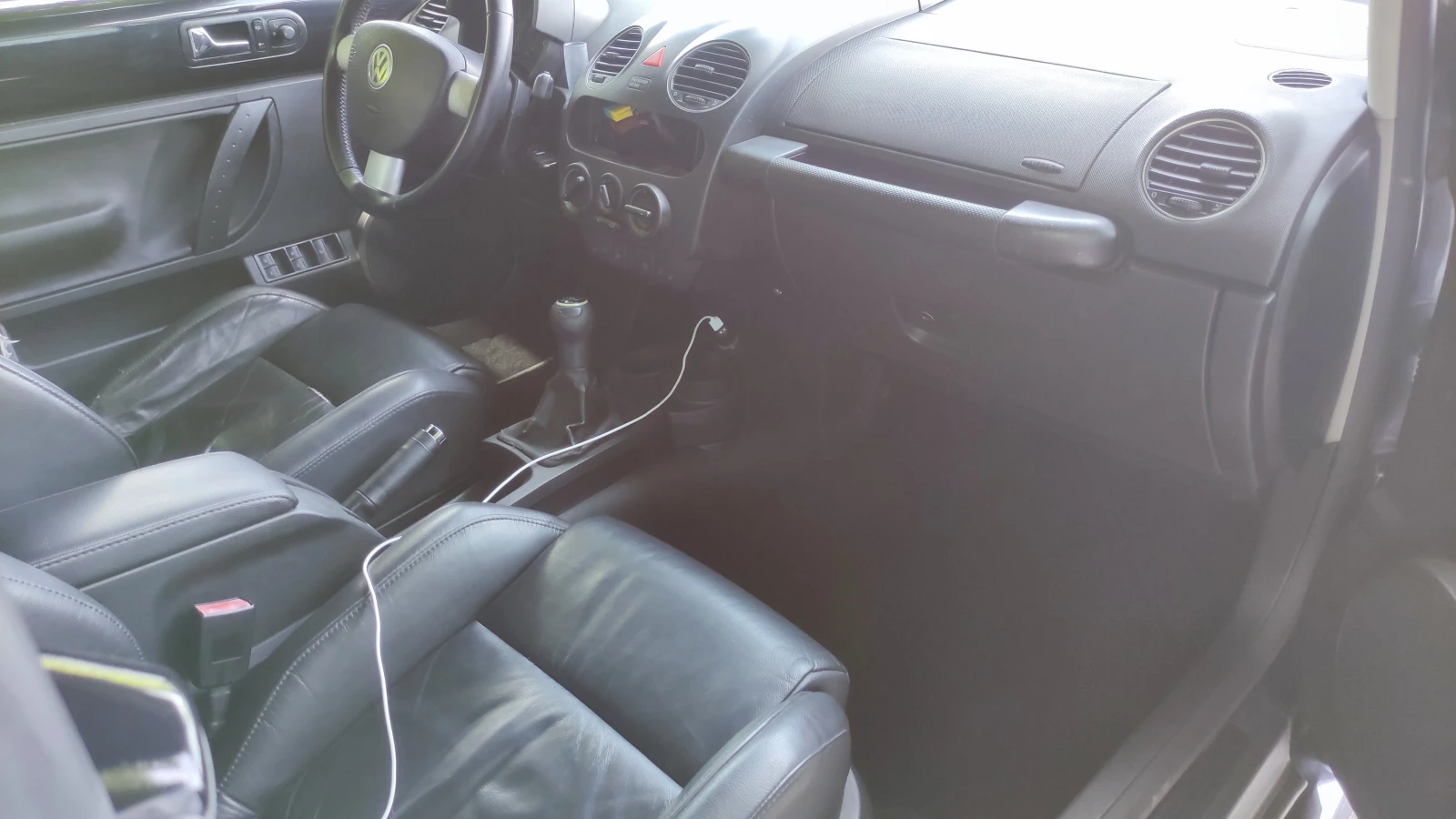 VW New beetle 1.9 TDI FACELIFT, снимка 13 - Автомобили и джипове - 55182090