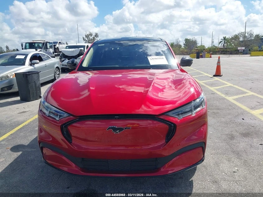 Ford Mustang Mach-E Premium, снимка 12 - Автомобили и джипове - 55469219