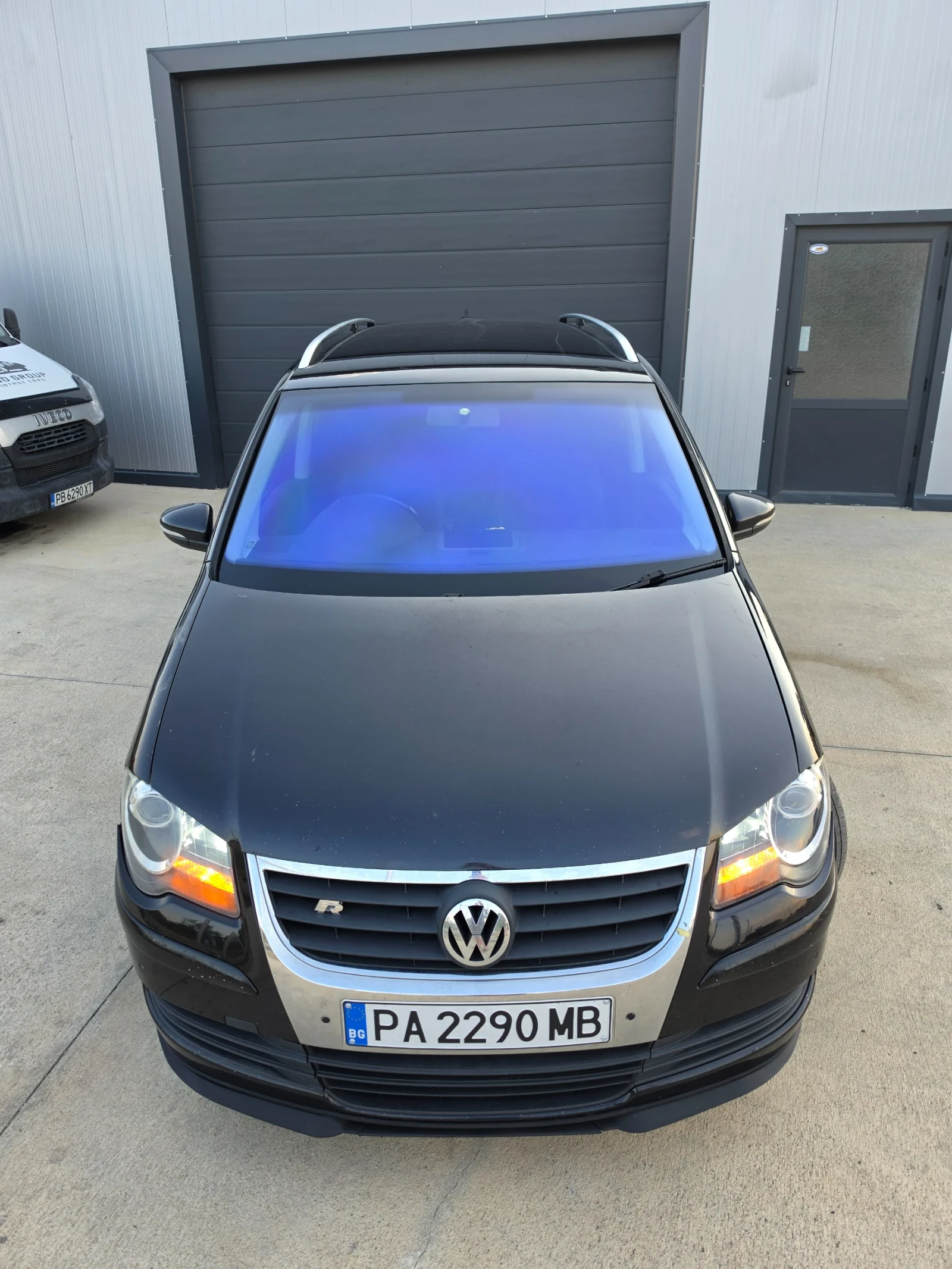 VW Touran 1.9, снимка 8 - Автомобили и джипове - 55675466