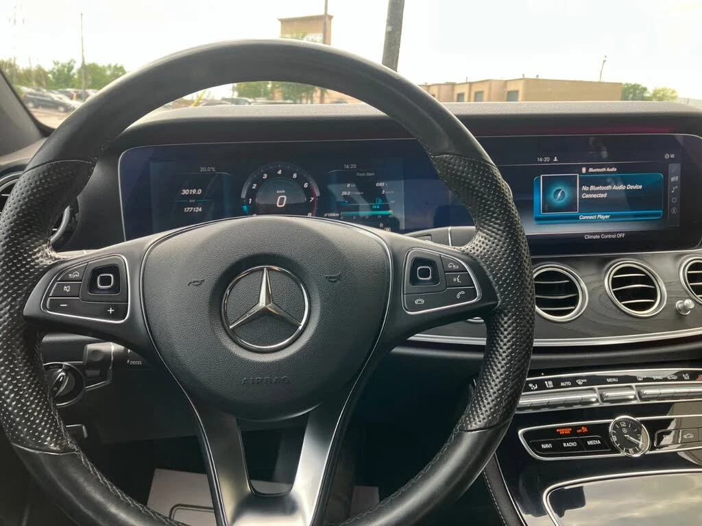 Mercedes-Benz E 300 4MATIC AMG PACK * DIGITAL * BURM * ПОДГРЕВ * ПАНО, снимка 7 - Автомобили и джипове - 55988400