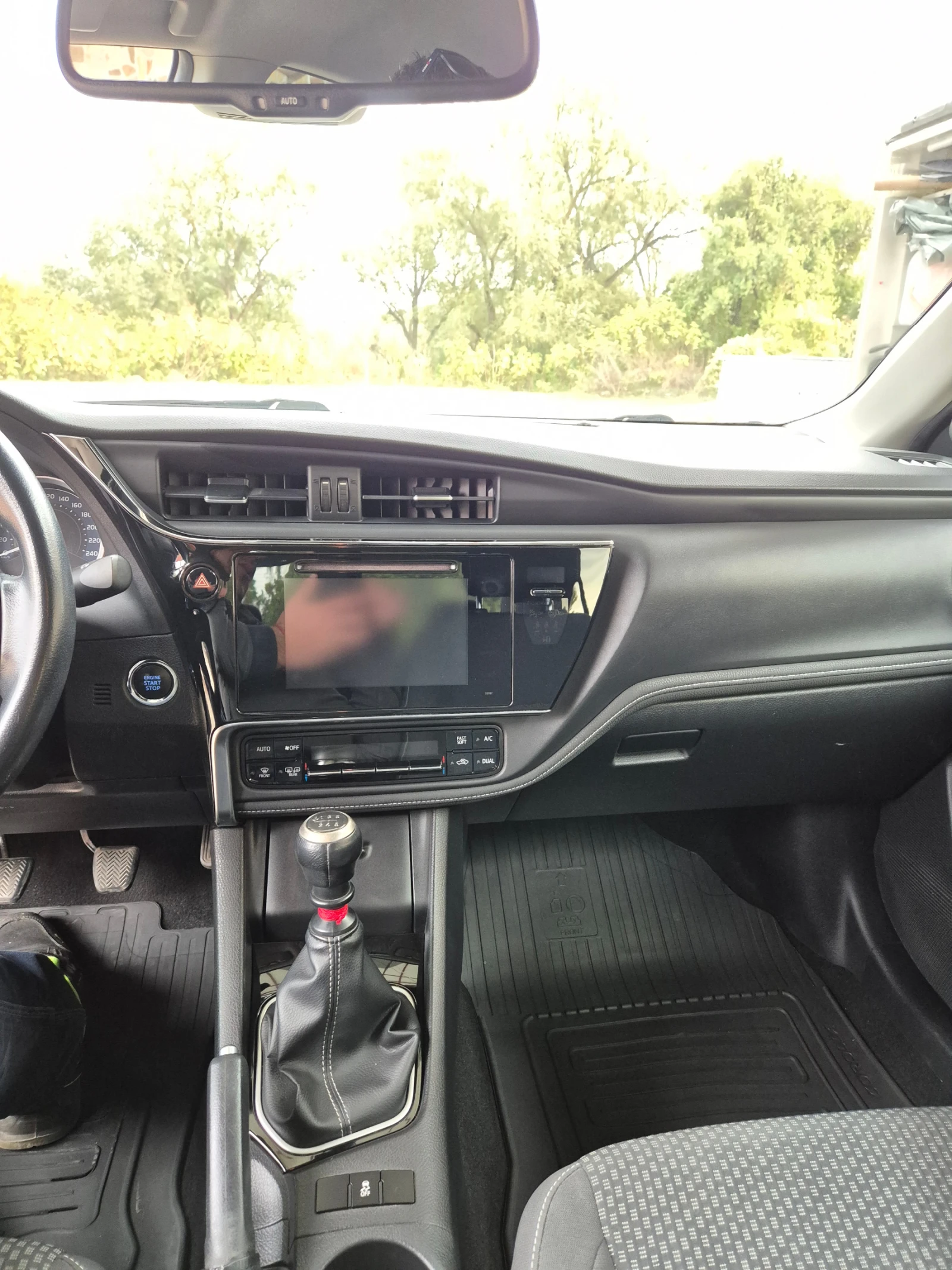 Toyota Corolla ANNIVERSARY 50, снимка 4 - Автомобили и джипове - 56644893