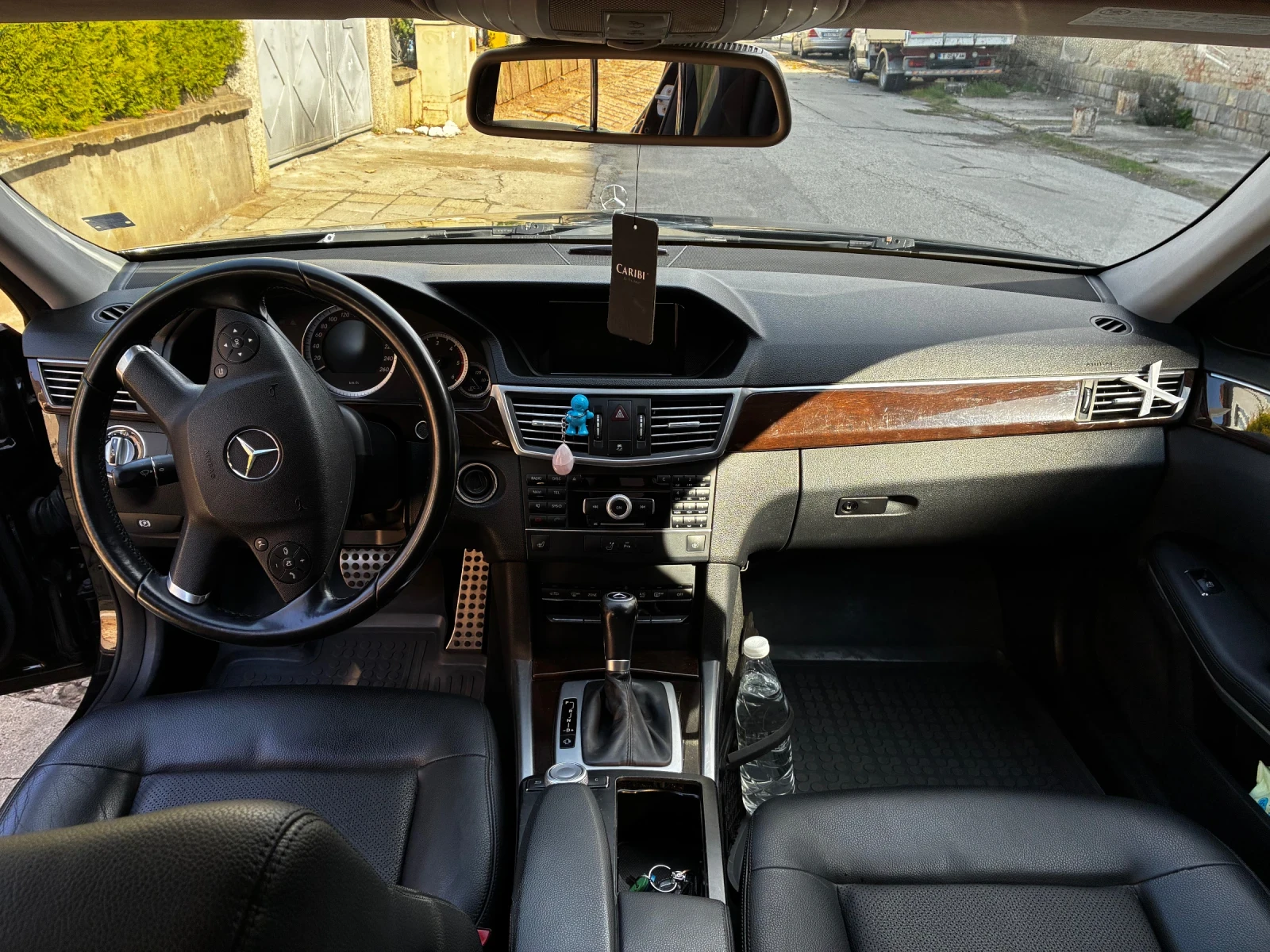 Mercedes-Benz E 220, снимка 7 - Автомобили и джипове - 56646162