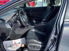 Toyota C-HR FWD  CARFAX, снимка 7