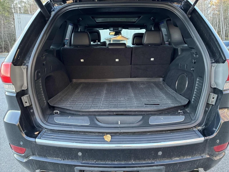Jeep Grand cherokee Overland* Distronic* Обдух* Пано* H&K, снимка 15 - Автомобили и джипове - 52575200
