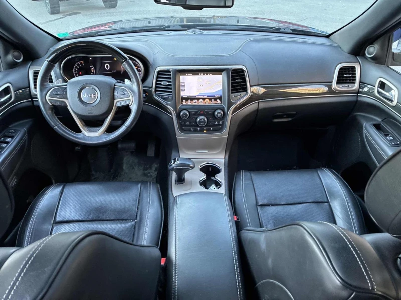 Jeep Grand cherokee Overland* Distronic* Обдух* Пано* H&K, снимка 10 - Автомобили и джипове - 52575200