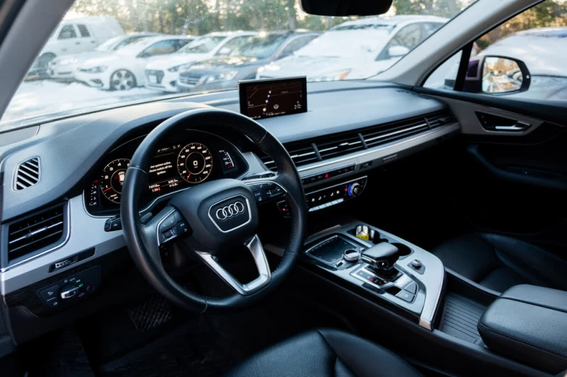 Audi Q7 PROGRESSIVE* PANO* BOSE* ОБДУХ* DIGITAL* 7M* 360* , снимка 5 - Автомобили и джипове - 53011955