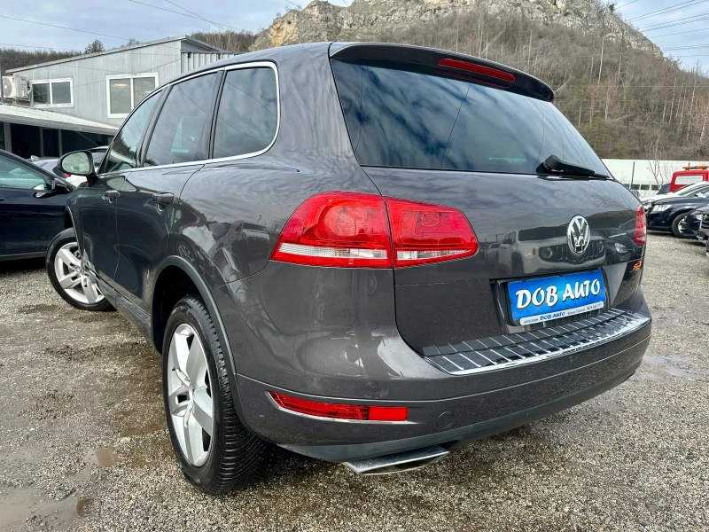 VW Touareg 3.0TDI- 239к.с-4X4-BLUEMOTION-189000км, снимка 4 - Автомобили и джипове - 53437941