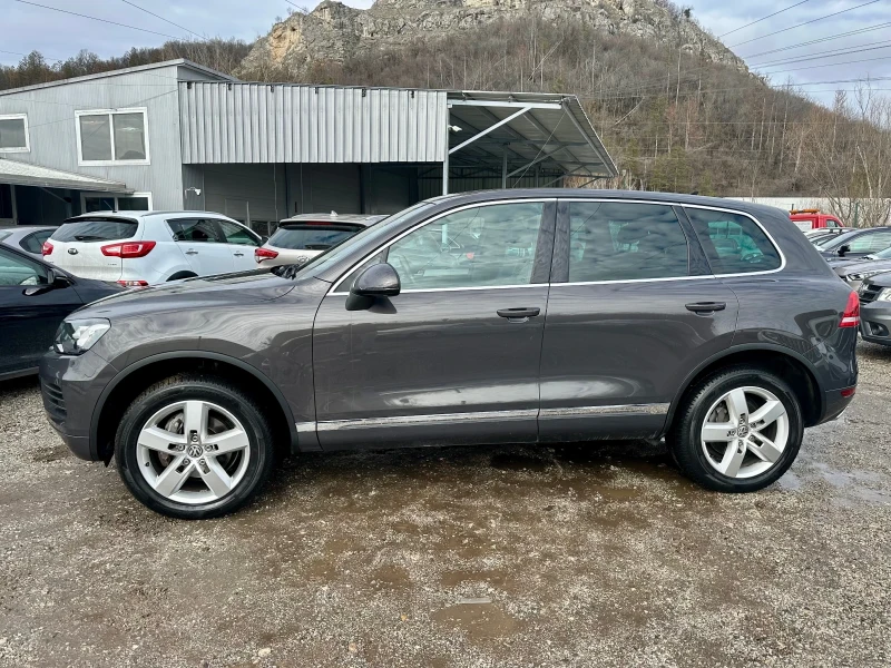 VW Touareg 3.0TDI- 239к.с-4X4-BLUEMOTION-189000км, снимка 3 - Автомобили и джипове - 53437941