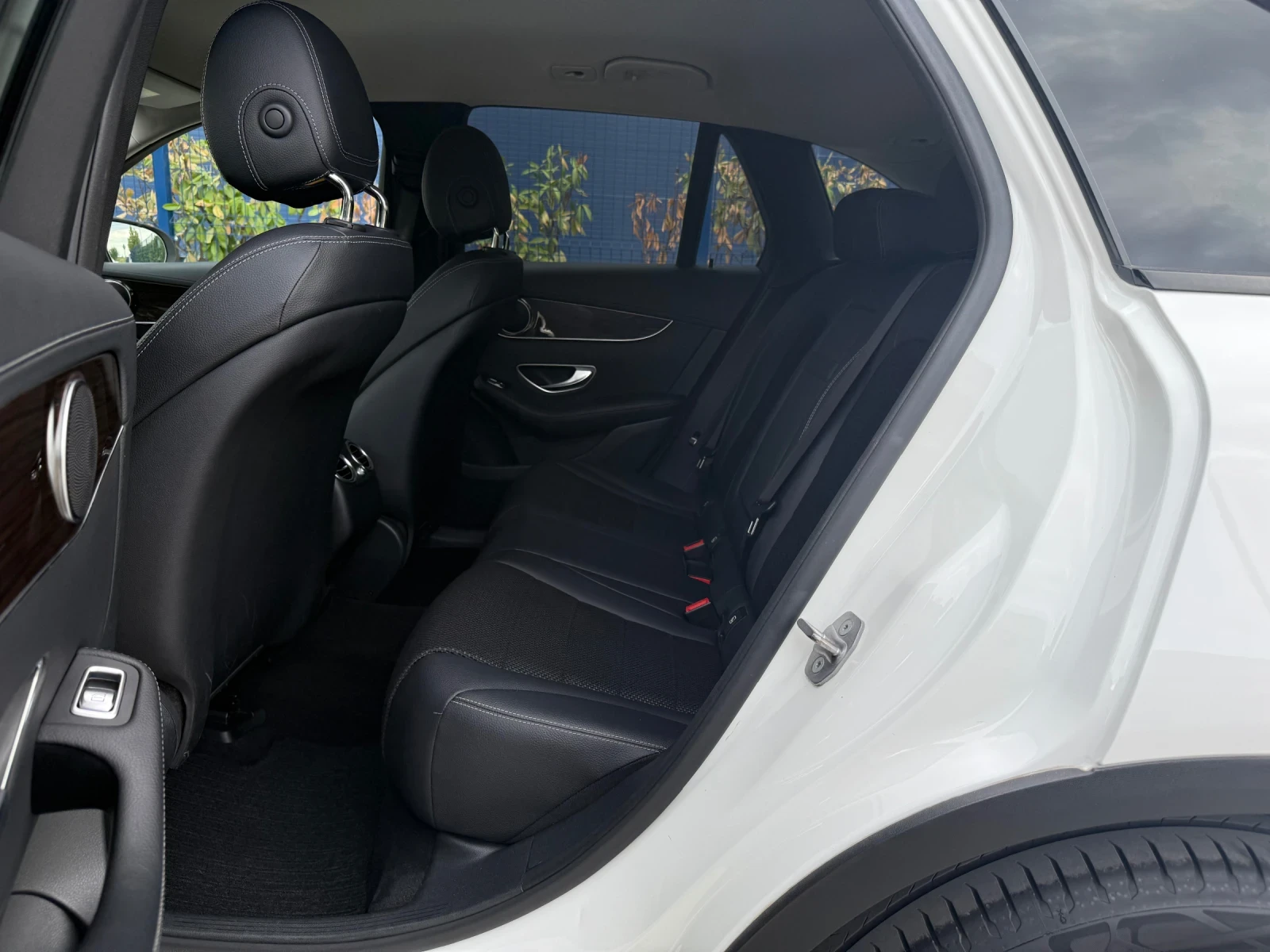 Mercedes-Benz GLC 220 DISTRONIC/4MATIC/MULTIBEAM/ . !!! | Mobile.bg   11