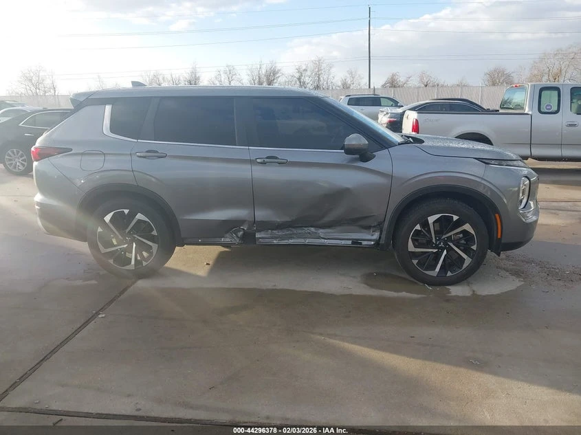 Mitsubishi Outlander 2.5l Se 2.5 2Wd, снимка 13 - Автомобили и джипове - 53905037