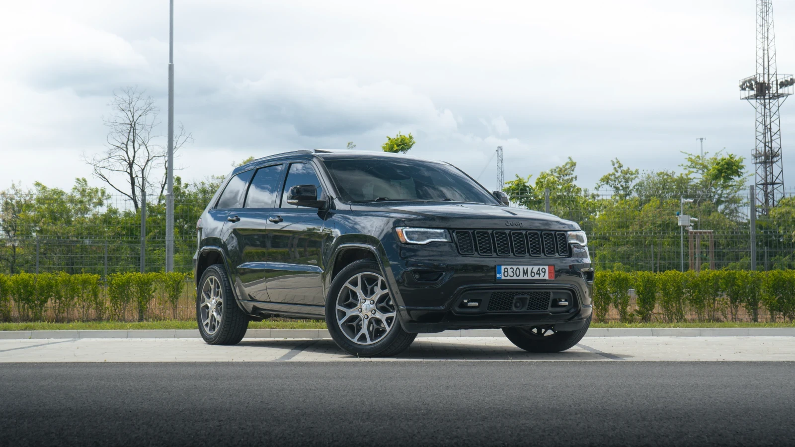 Jeep Grand cherokee 5.7 STERLING EDITION