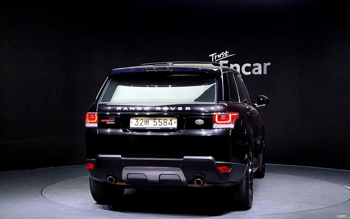 Land Rover Range Rover Sport HSE DYNAMIC!!УНИКАТ!! #ПЪЛНО ОБОРУДВАНЕ# !ПАНОРАМА, снимка 4 - Автомобили и джипове - 54991480