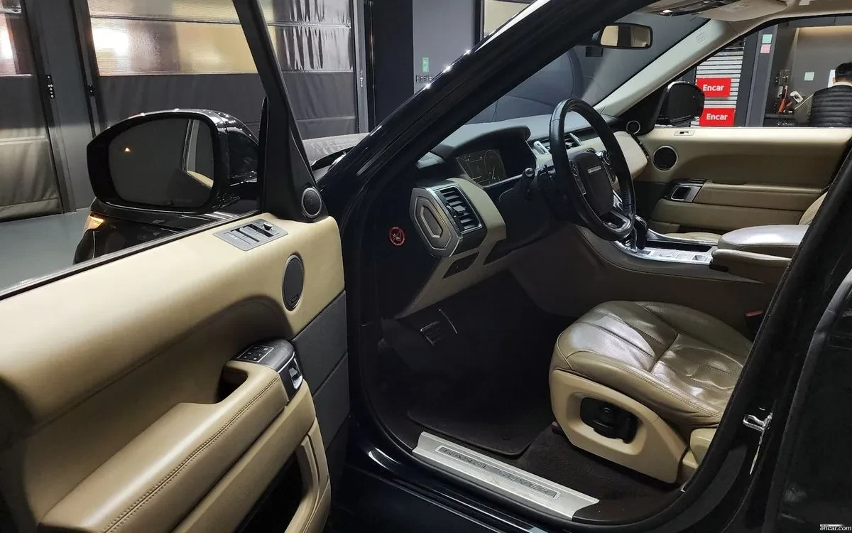 Land Rover Range Rover Sport HSE DYNAMIC!!УНИКАТ!! #ПЪЛНО ОБОРУДВАНЕ# !ПАНОРАМА, снимка 10 - Автомобили и джипове - 54991480