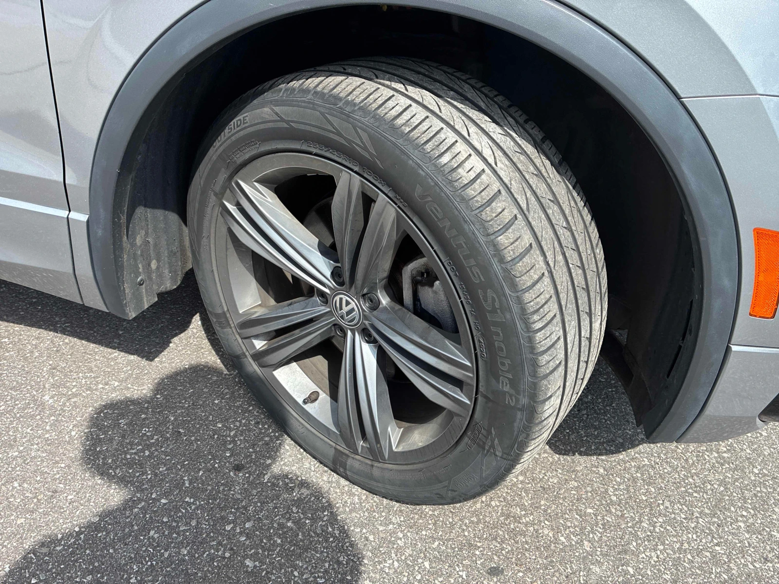 VW Tiguan * Highline * CARFAX * ОПЦИЯ ЗА ФИНАНСИРАНЕ , снимка 7 - Автомобили и джипове - 56002173