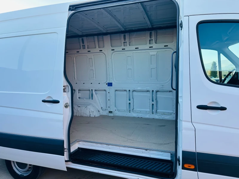 VW Crafter 2.0 TDI/NaviKlima, снимка 13 - Бусове и автобуси - 52739022