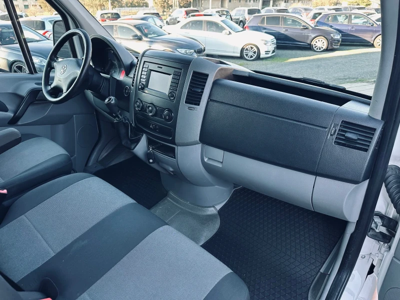 VW Crafter 2.0 TDI/NaviKlima, снимка 15 - Бусове и автобуси - 52739022