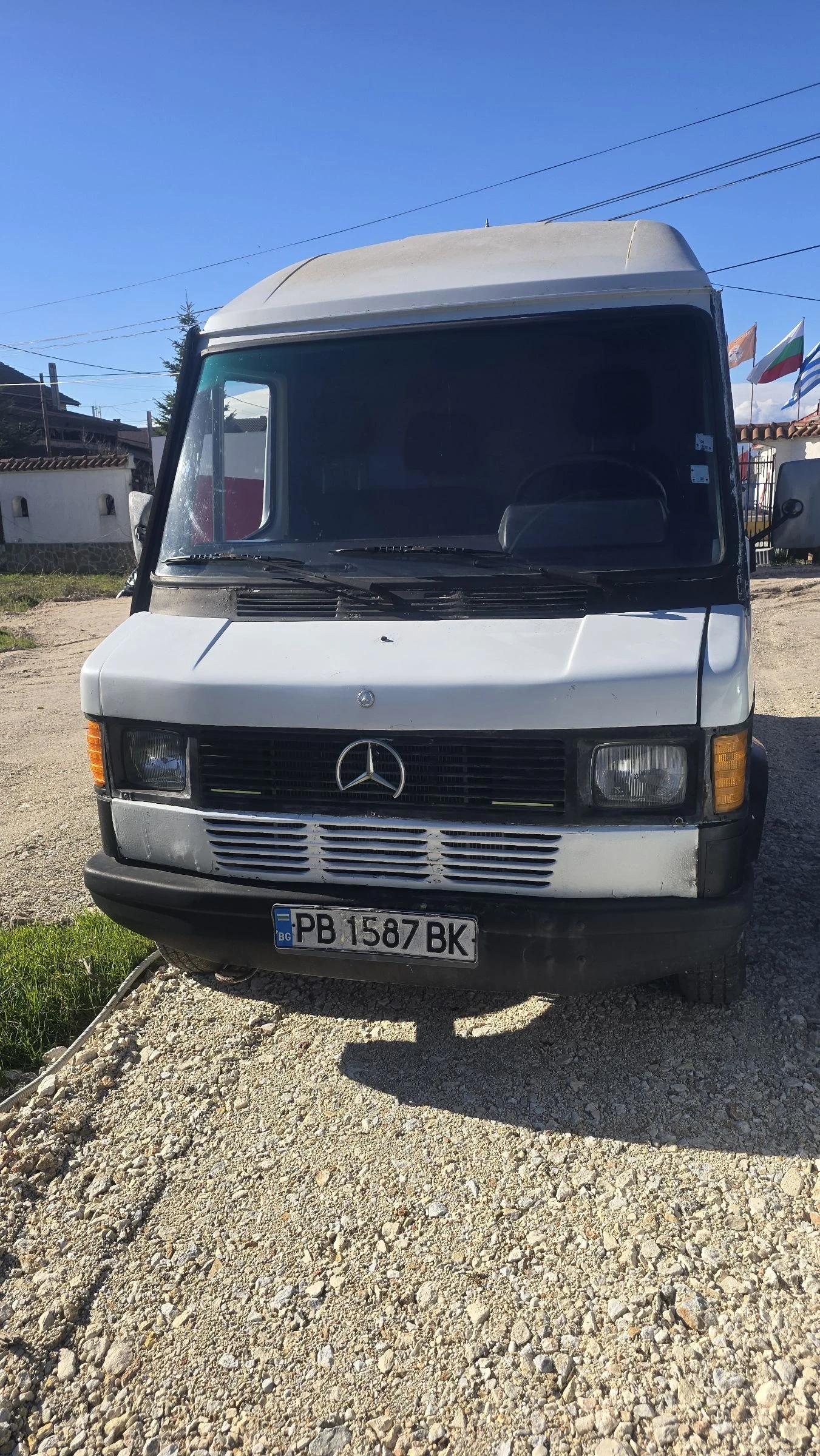 Mercedes-Benz 308