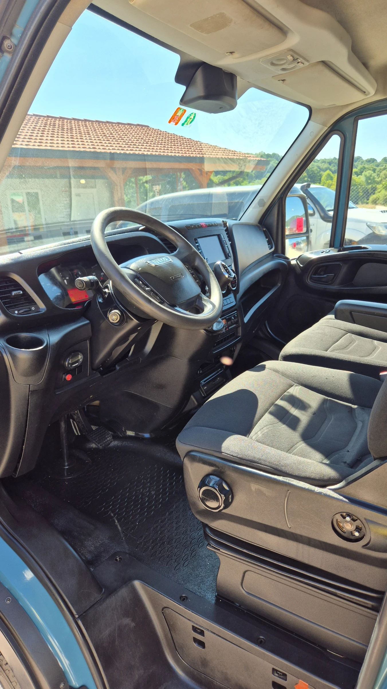 Iveco Daily 35c17* 5метра* ЩОРИ* БОРД* ШВЕЙЦАРИЯ* , снимка 9 - Бусове и автобуси - 55478149
