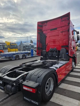 Renault T Собствен лизинг, снимка 3