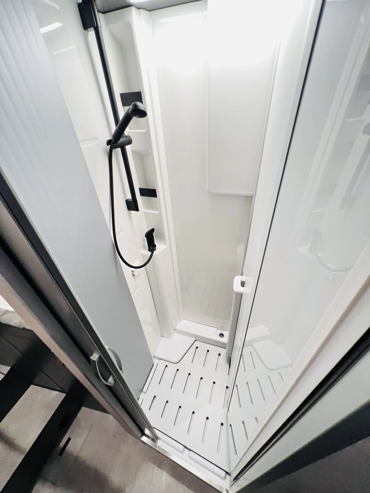  HYMER / ERIBA XPERIENCE EDITION ML-T 570  | Mobile.bg   15