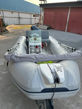 Надуваема лодка Brig, снимка 10