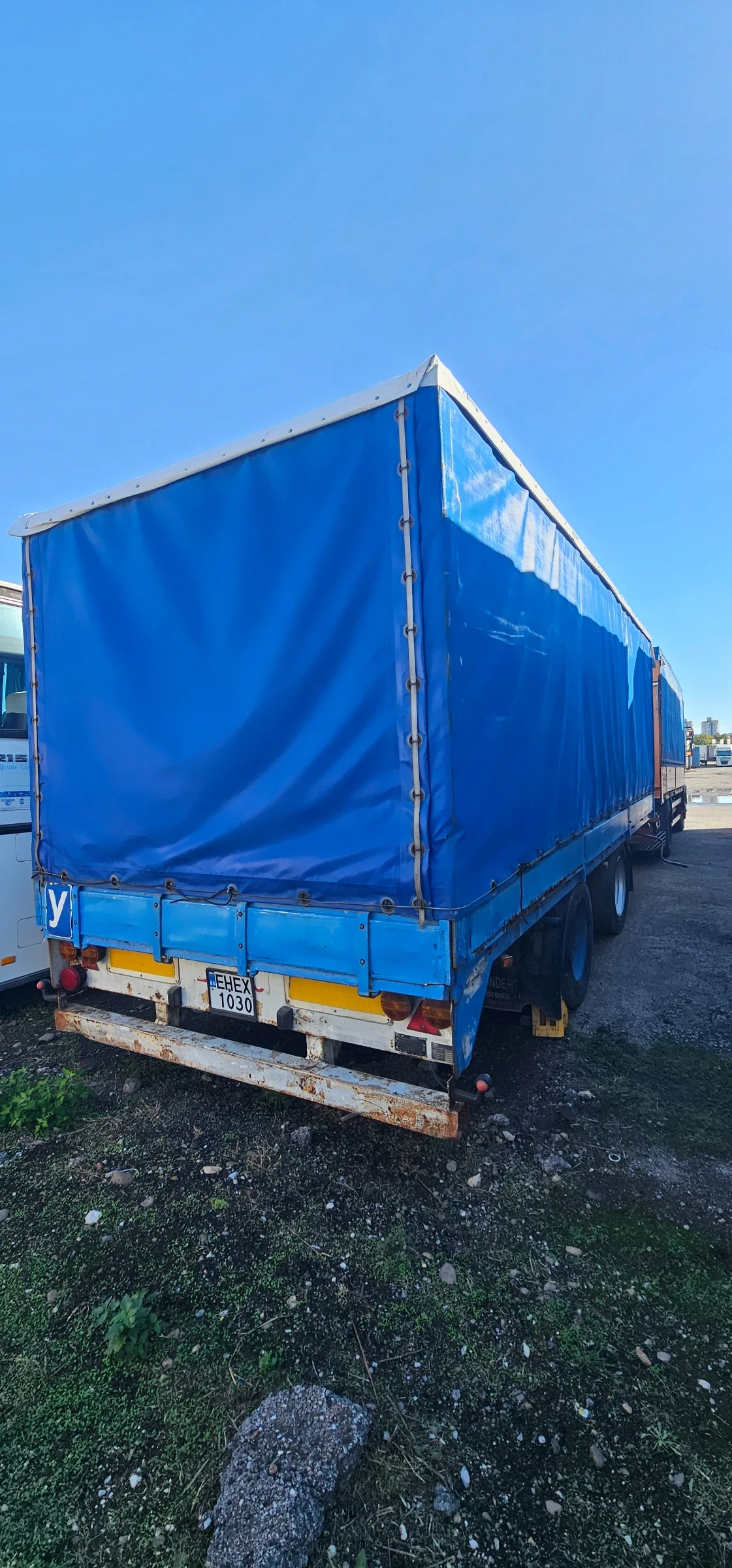 За камион Други Mercedes , снимка 2 - Ремаркета - 56749733