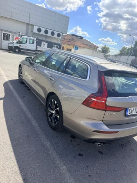 Volvo V60 D4 Momentum, снимка 5