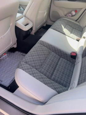 Volvo V60 D4 Momentum, снимка 9