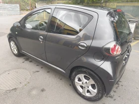 Обява за продажба на Toyota Aygo 1.0I ~8 300 лв. - изображение 4