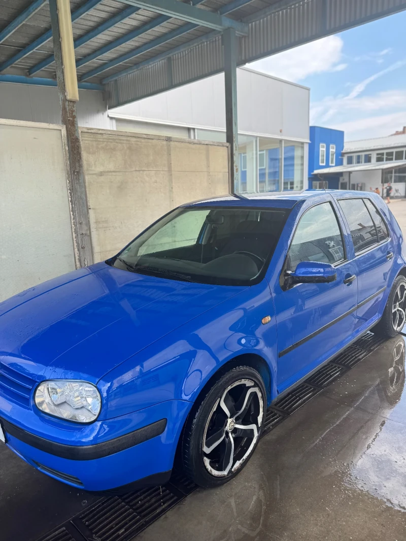 VW Golf 1.4 бензин, снимка 1 - Автомобили и джипове - 47540308