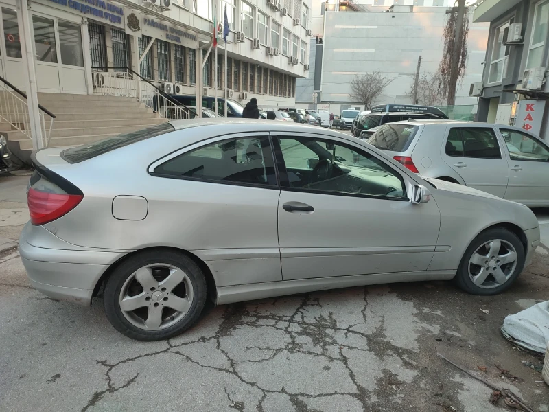 Mercedes-Benz C 220 CDI, снимка 2 - Автомобили и джипове - 48434332