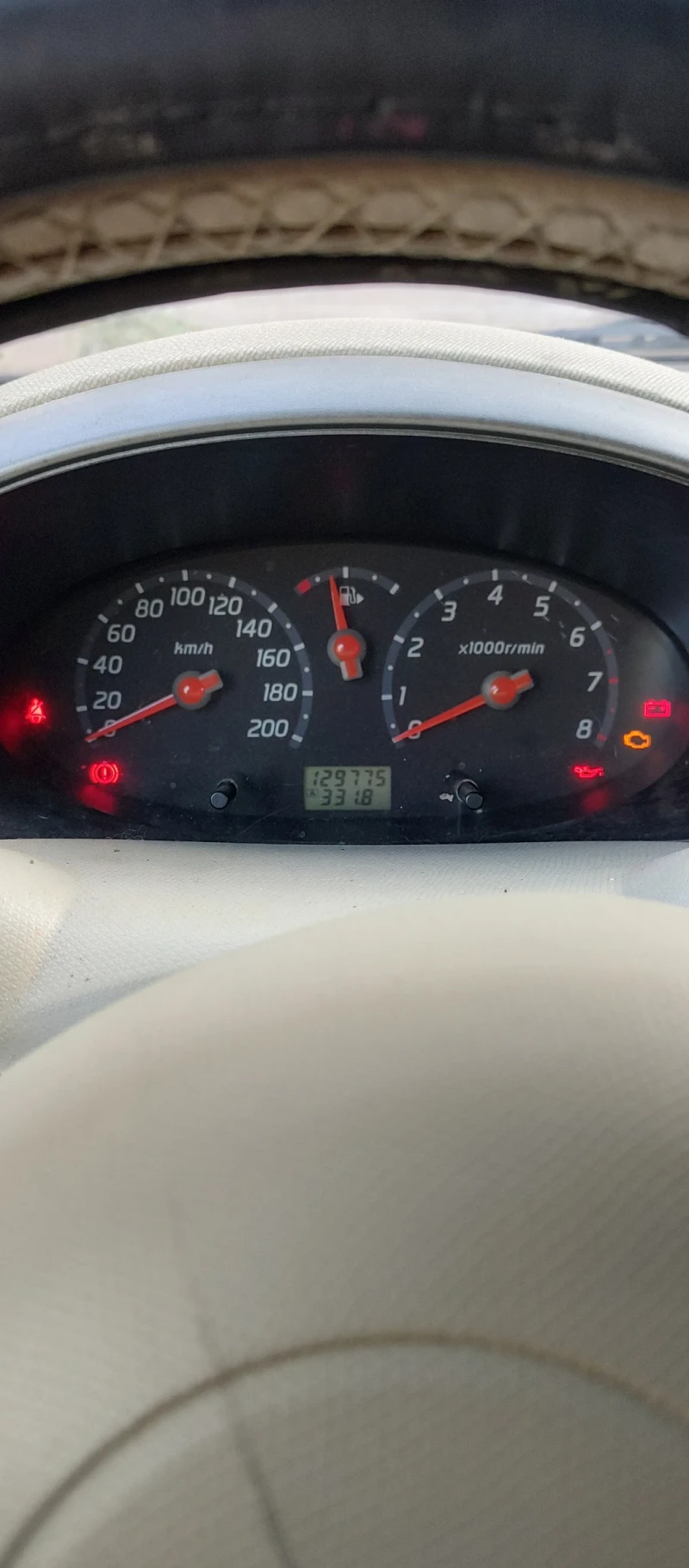 Nissan Micra 1400, снимка 6 - Автомобили и джипове - 48510650