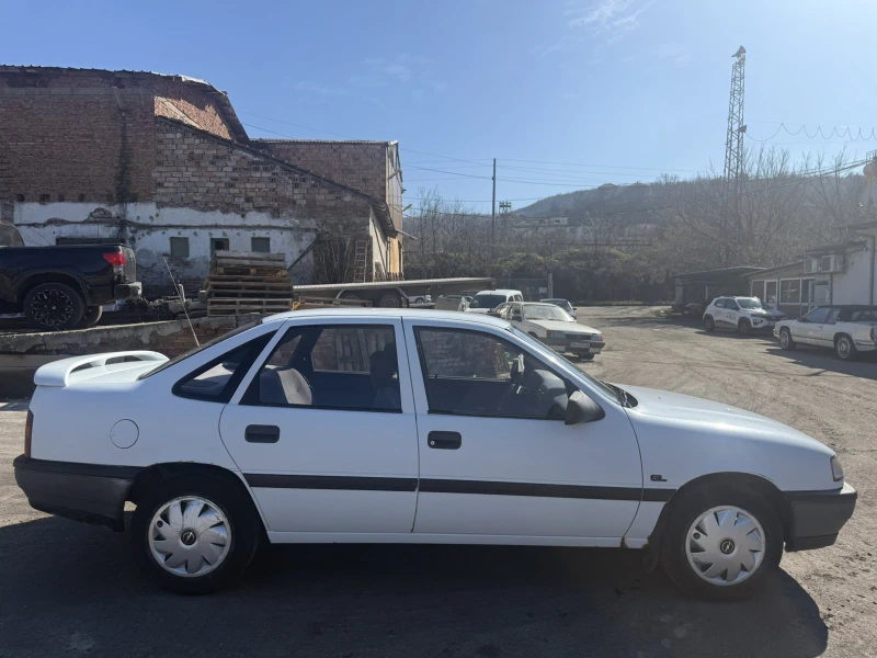 Opel Vectra, снимка 2 - Автомобили и джипове - 49429066