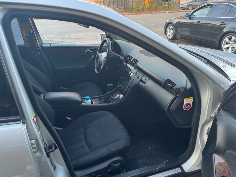 Mercedes-Benz C 220 CDI Elegance Facelift!, снимка 6 - Автомобили и джипове - 52588206