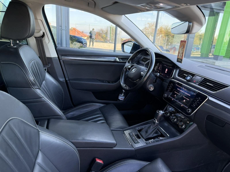 Skoda Superb, снимка 6 - Автомобили и джипове - 52401556