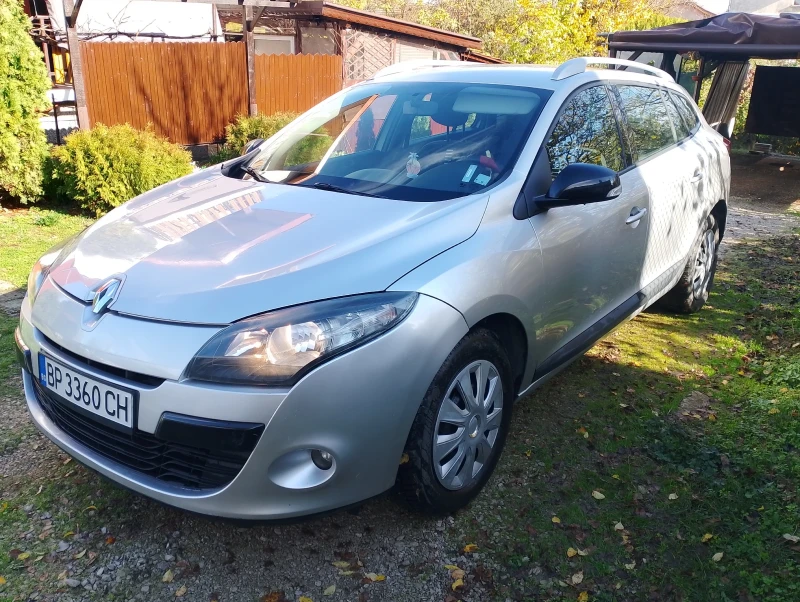 Renault Megane 1.5dci, снимка 3 - Автомобили и джипове - 52416328