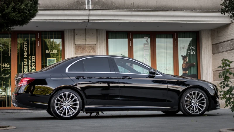 Mercedes-Benz E 220, снимка 5 - Автомобили и джипове - 52847519