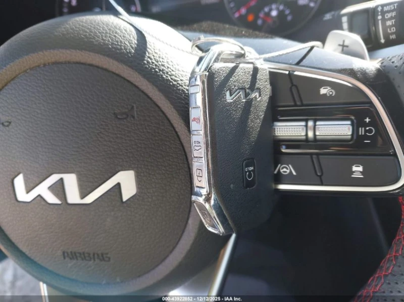 Kia Forte 1.6l Gt, снимка 11 - Автомобили и джипове - 53530485