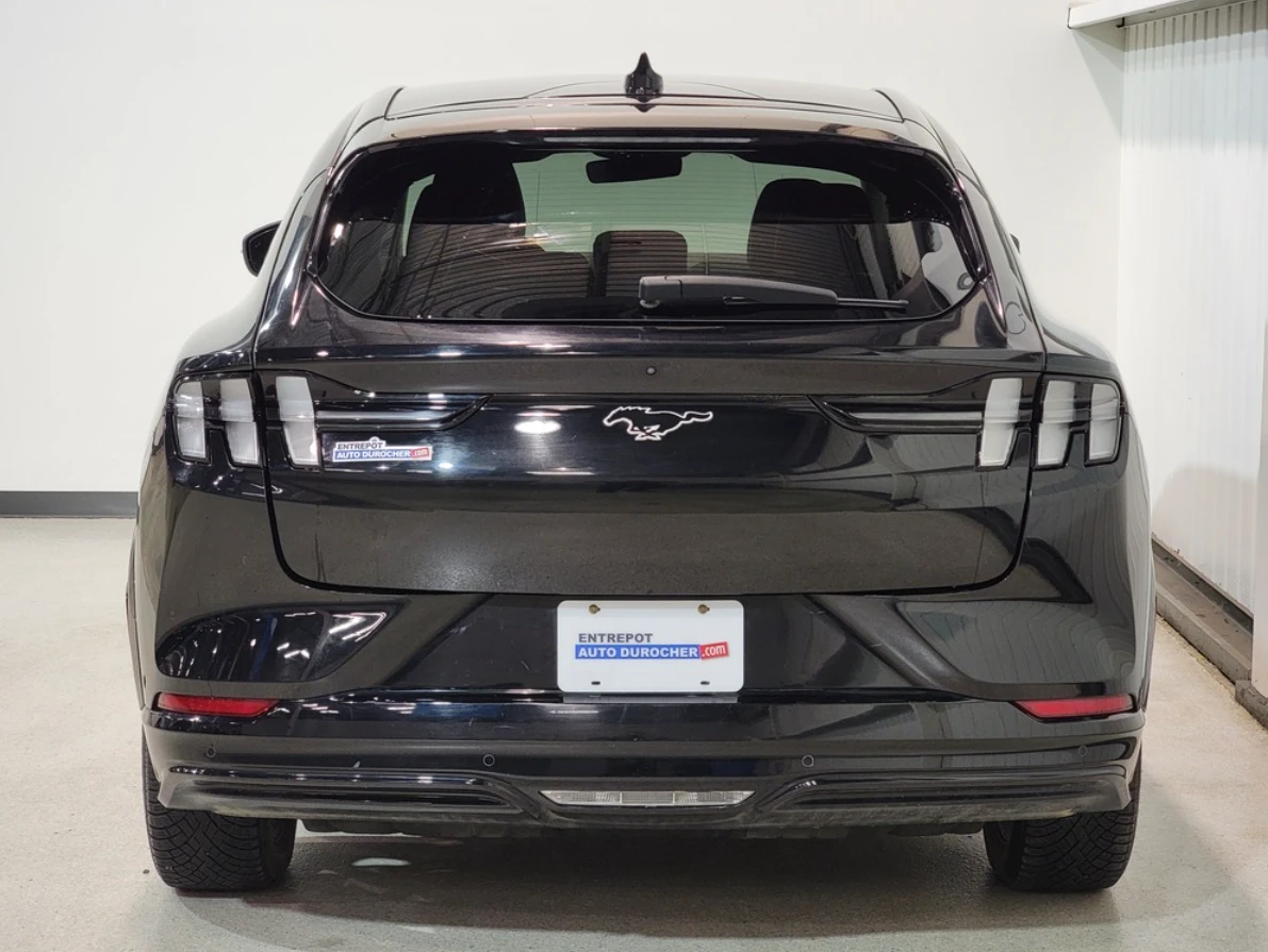 Ford Mustang Mach-E 2021 Ford Mustang Mach-E Premium AWD - изображение 4