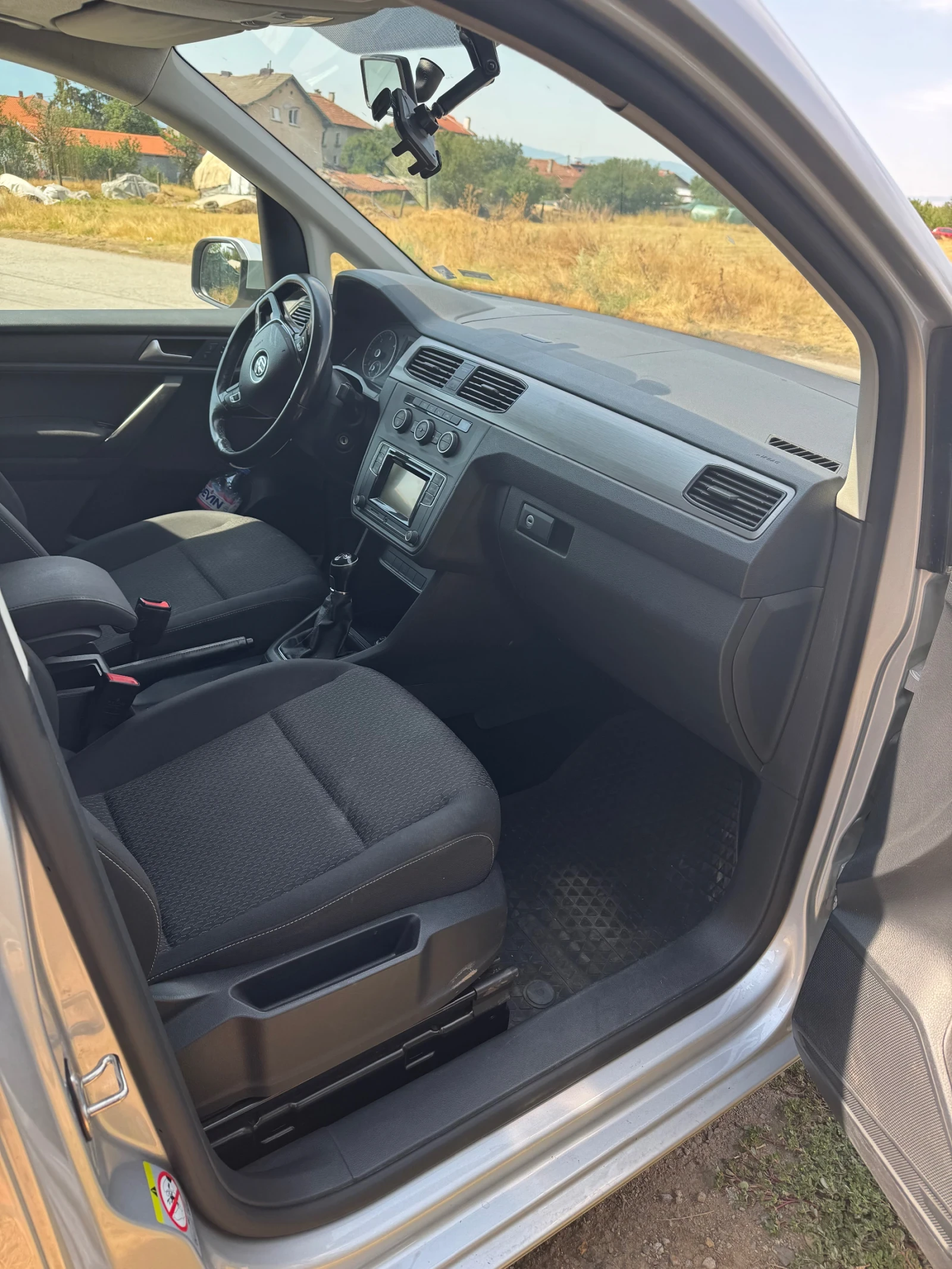 VW Caddy  - изображение 5